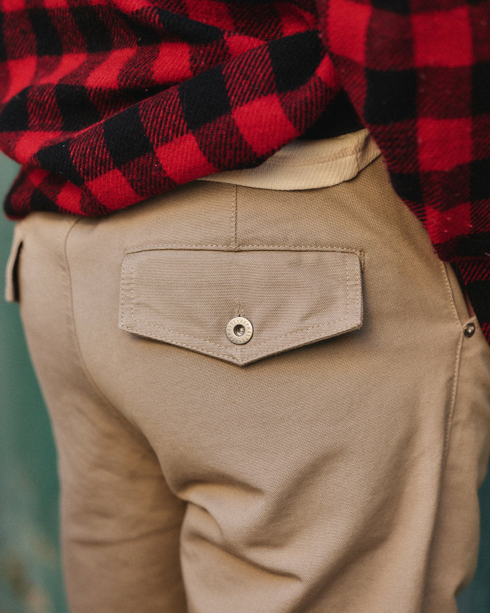 Le pantalon solide