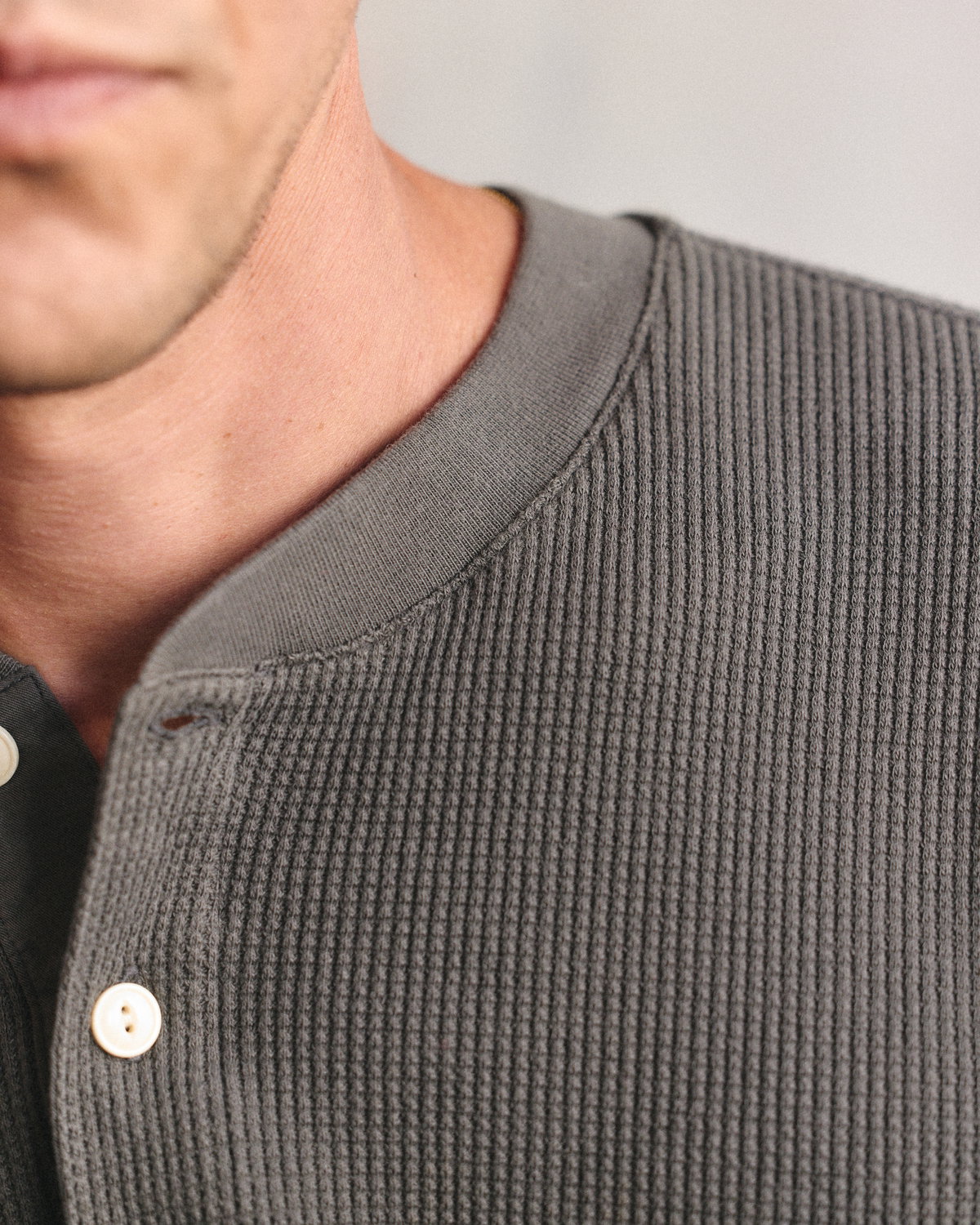 Het Henley shirt.