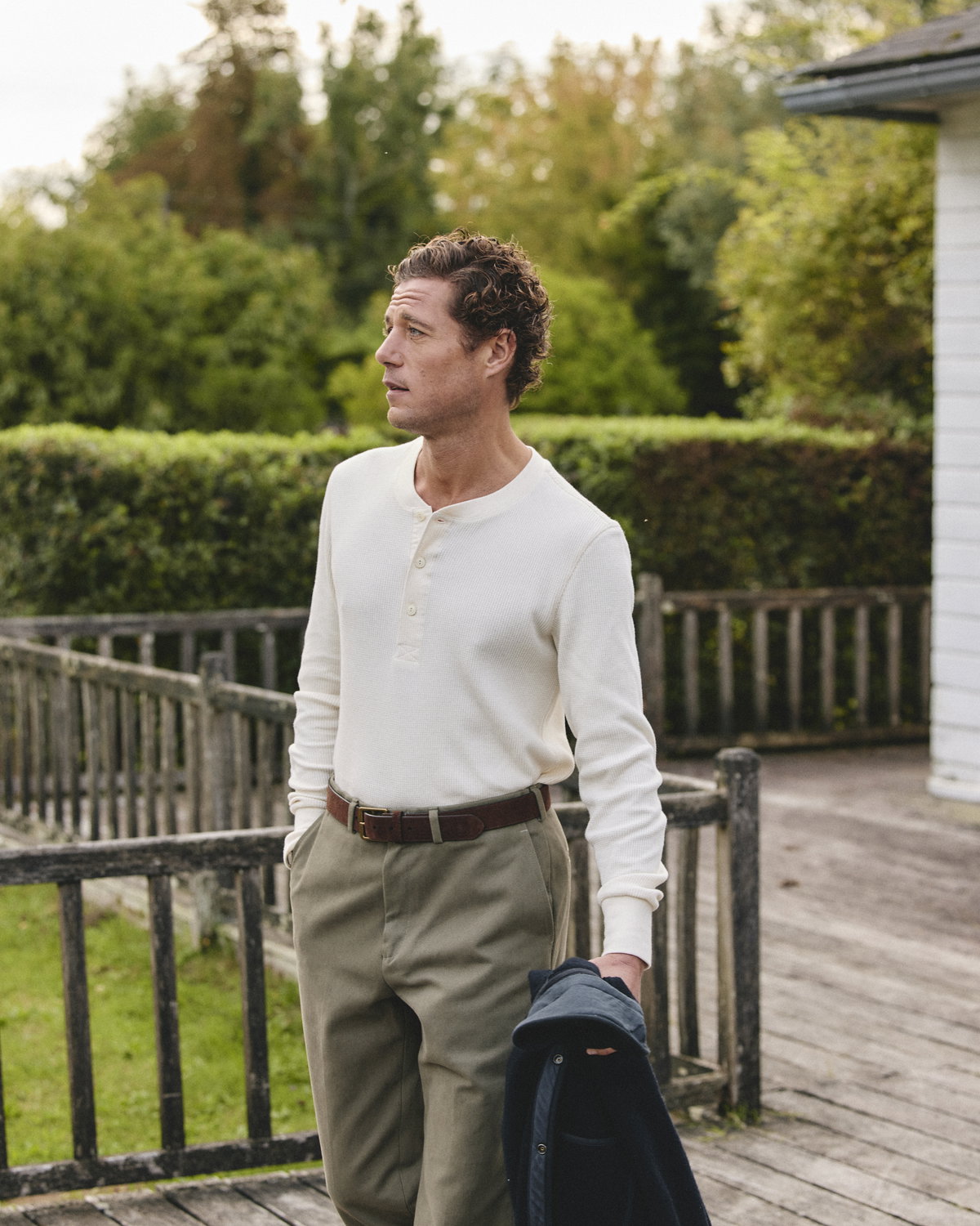 Das Henley-Shirt