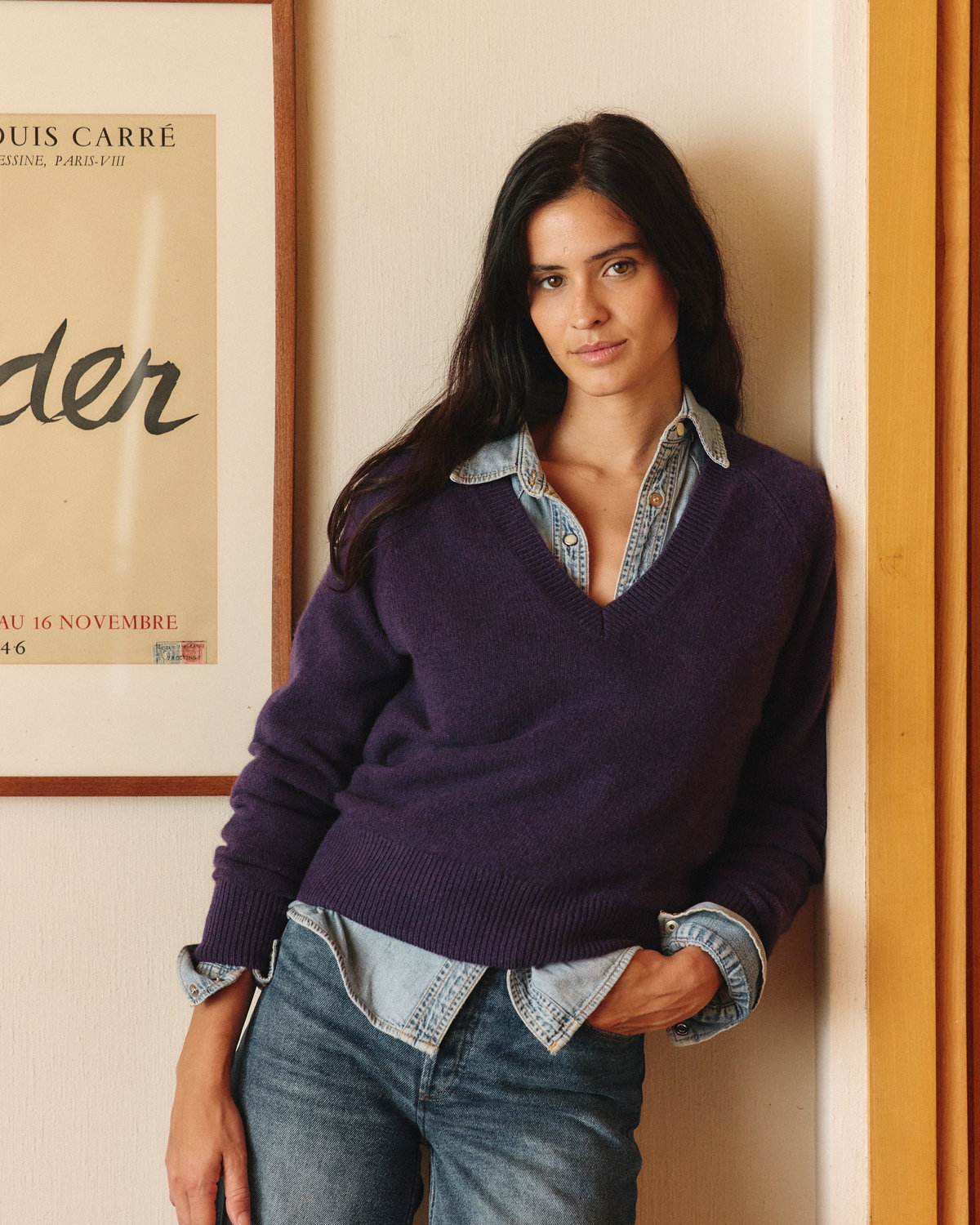Le pull en cachemire avec col en V