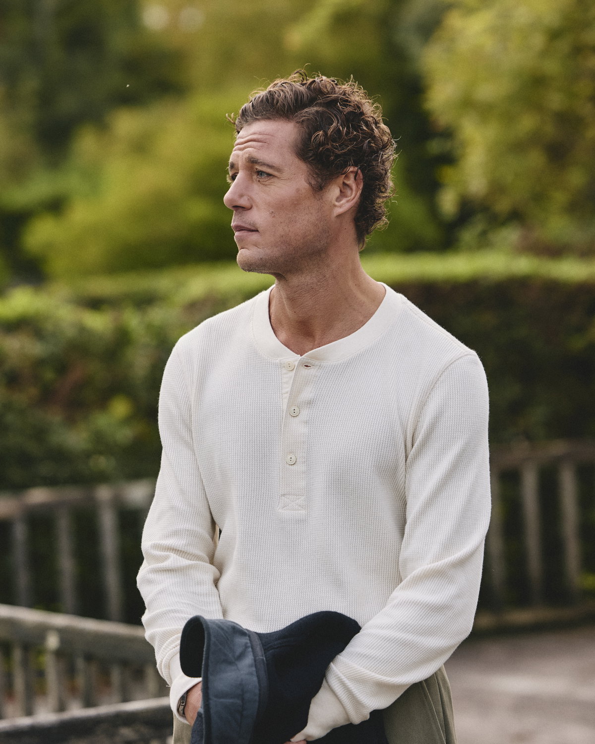 Das Henley-Shirt