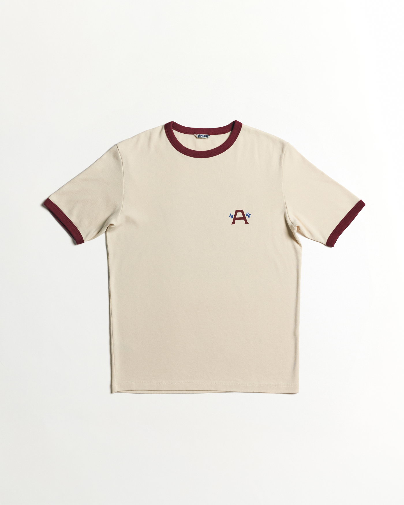 L'édition Vintage de l'anniversaire du T-shirt
